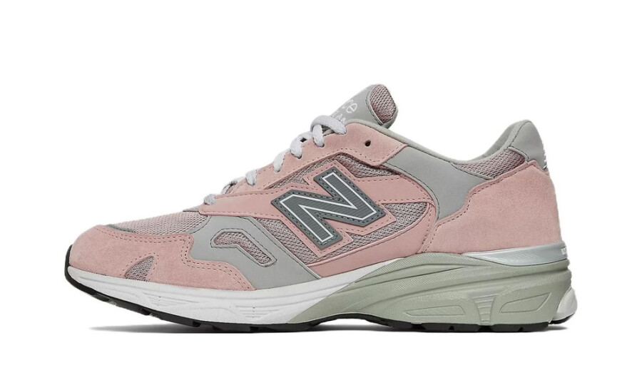 New Balance 920 MiUK Pink Grey