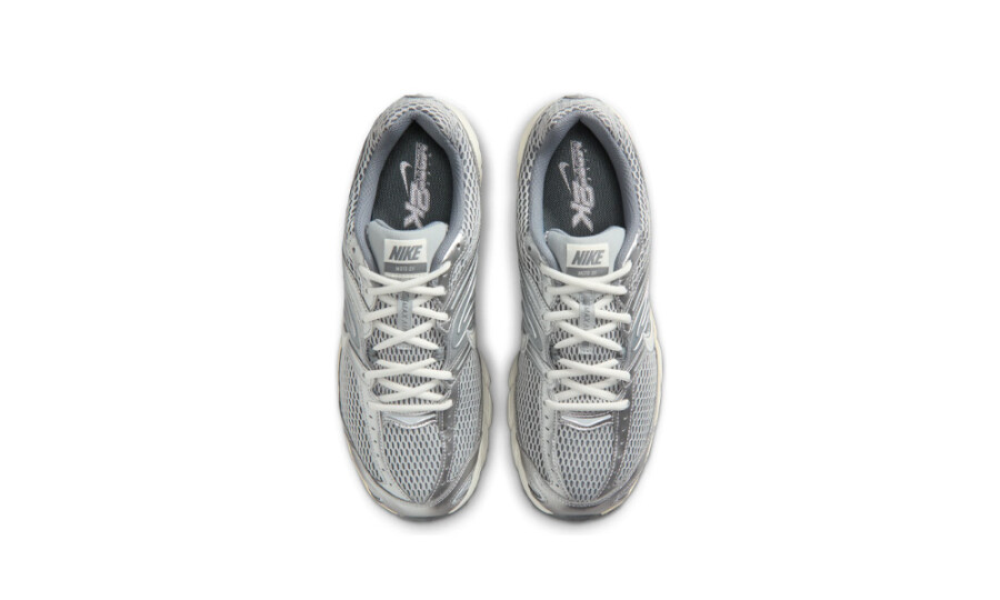 Nike Air Max Moto 2K Light Smoke Grey Metallic Silver
